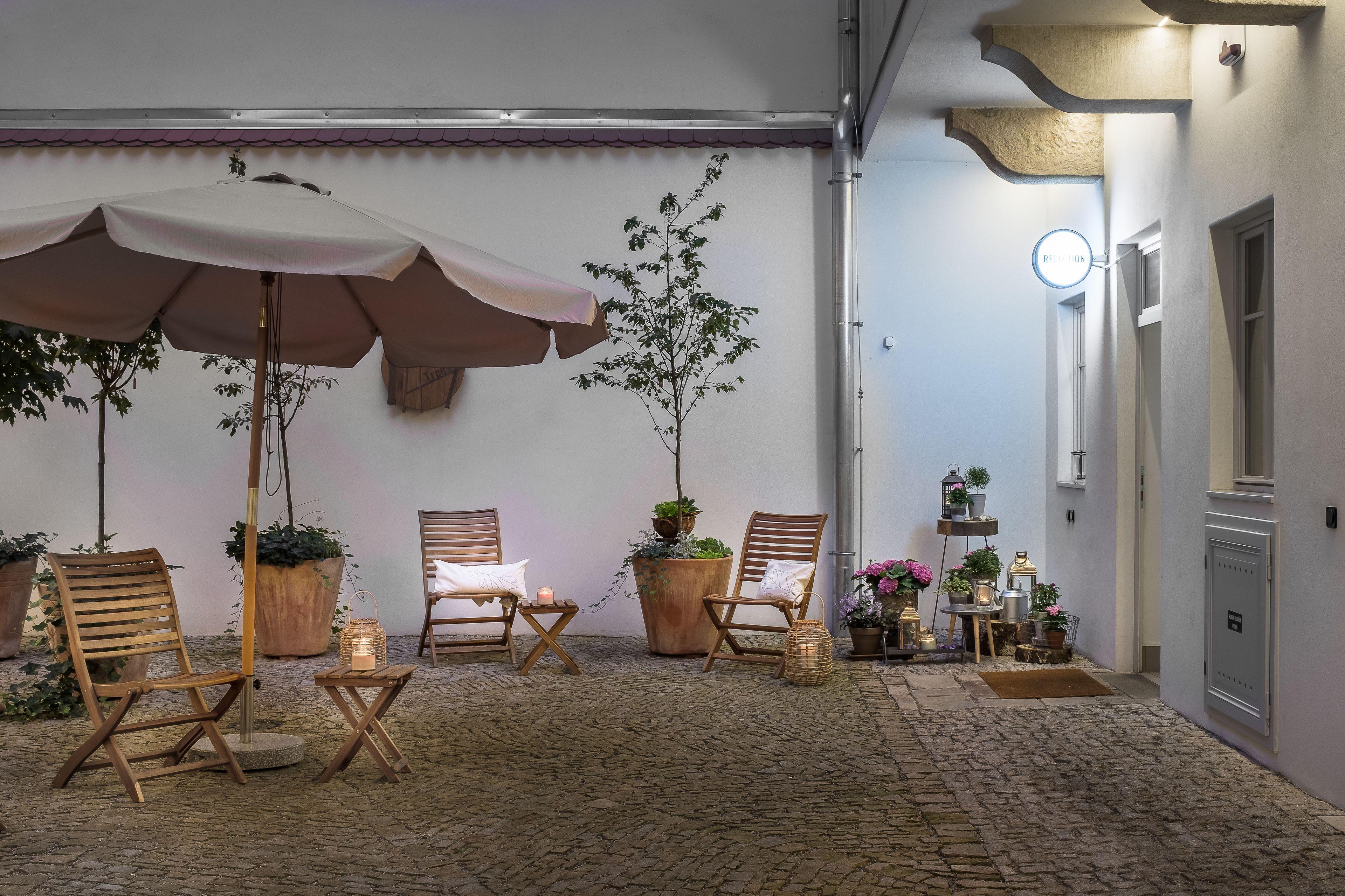 4 Trees Apartments By Adrez — Photos 1